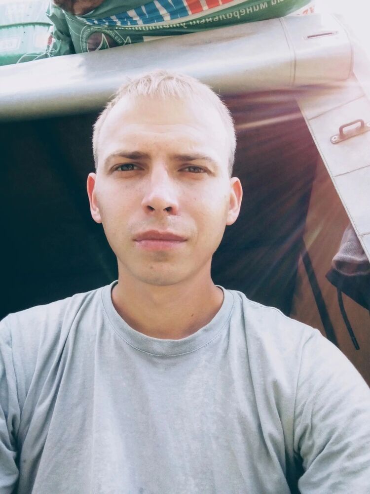  47289137  Artyom, 28 ,    -