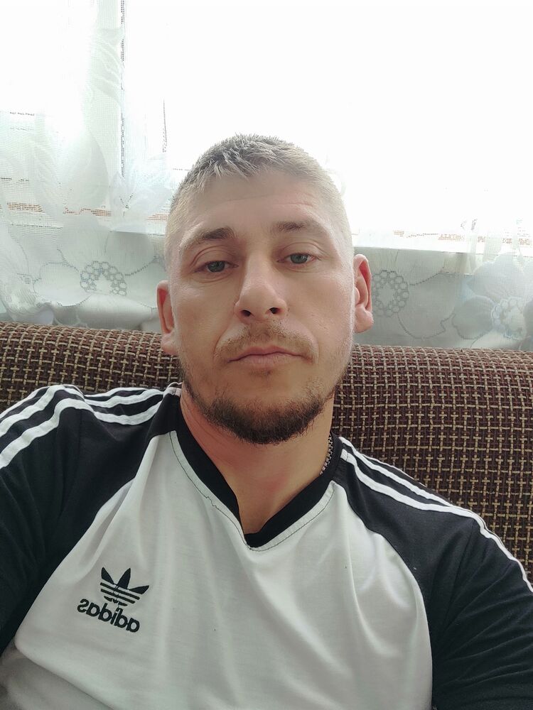  28450967  , 33 ,    