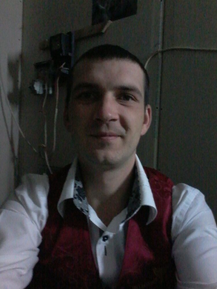  8858667  , 37 ,    