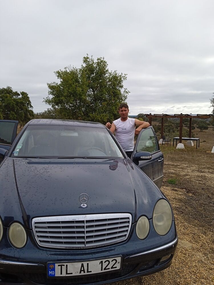  46663857  Vadim, 37 ,    