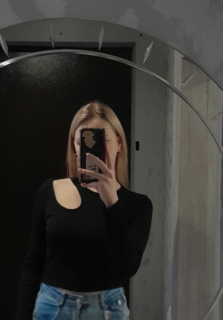  42906567  , 19 ,    