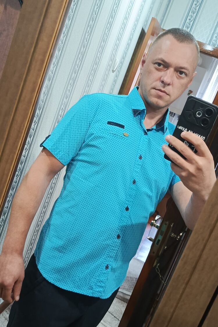  52953117  , 39 ,    