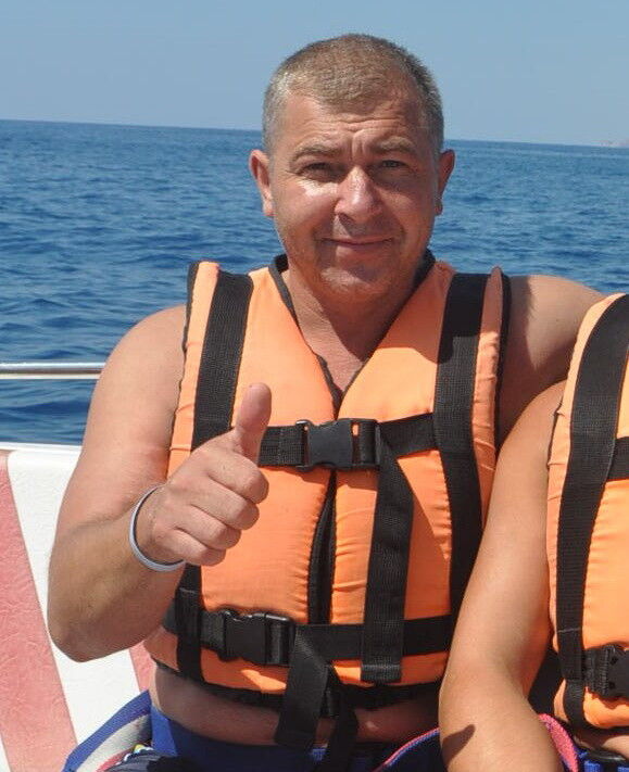  8200737  , 55 ,    