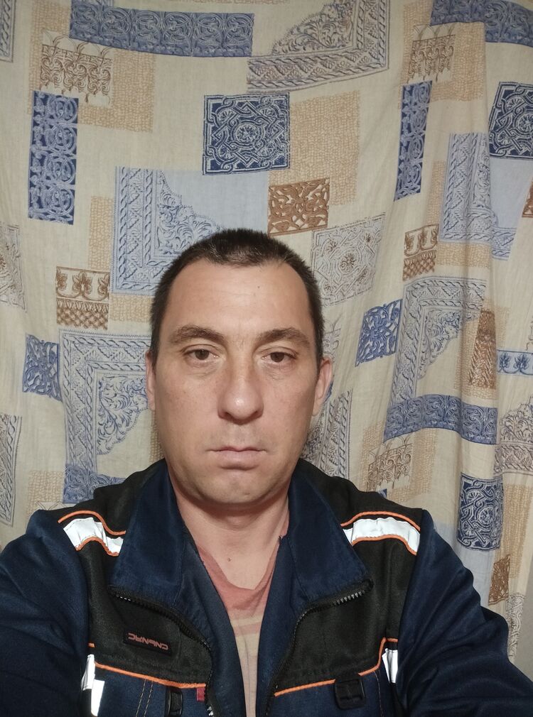  28080187  , 46 ,    