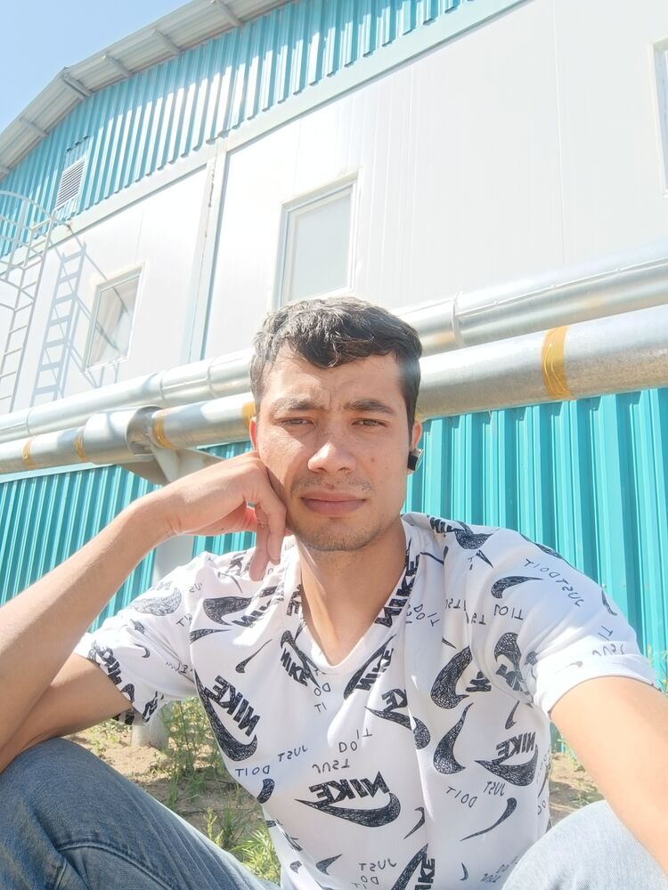  46888677  , 29 ,    