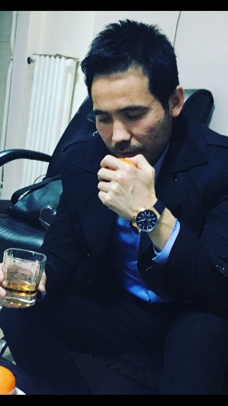  24284307  Ikram, 40 ,    