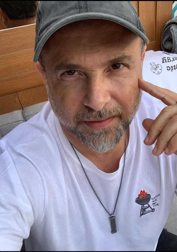  ,   Am david, 54 ,   ,   