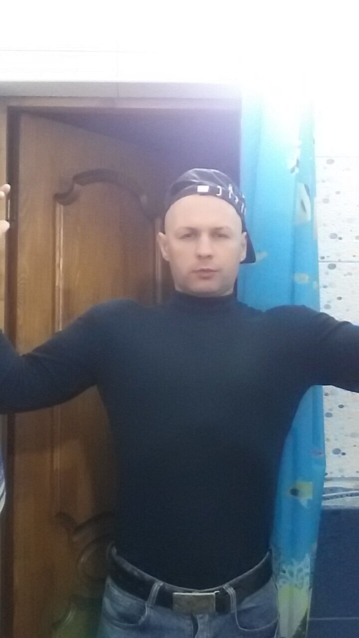  ,   ALEX, 42 ,   ,   