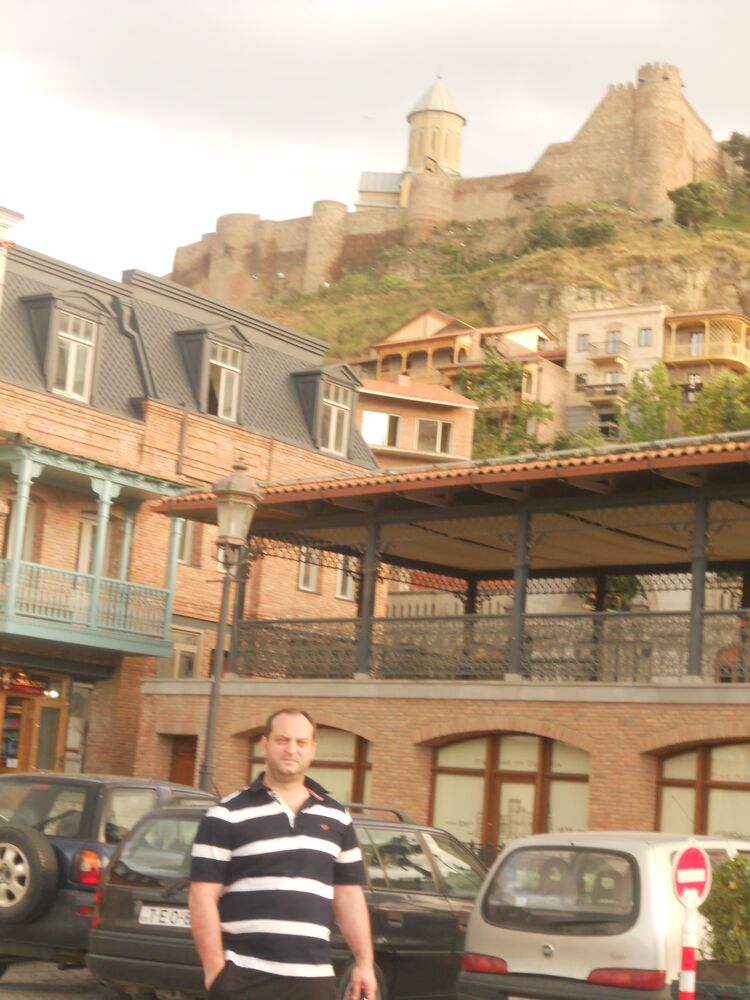  54543107  Jemali, 47 ,    