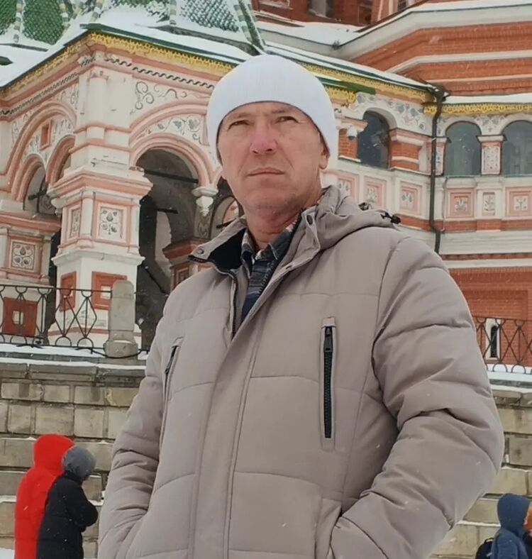  46961337  Vasily, 55 ,    