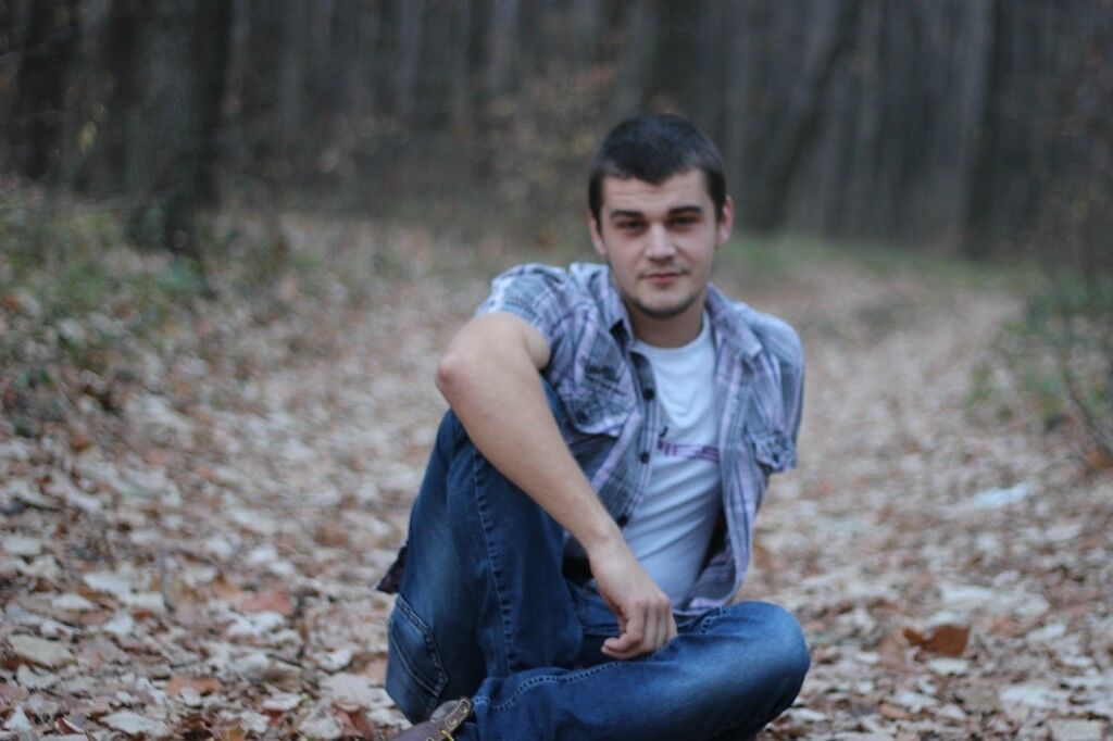  ,   Ion, 33 ,   ,   , c 