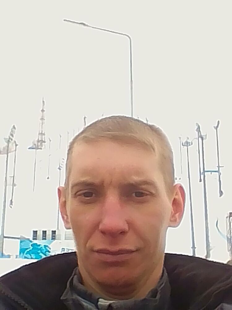  21152517  , 37 ,    
