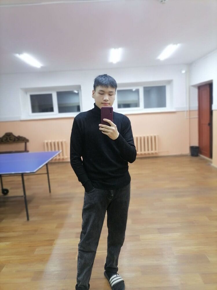  53929167  Bayarto, 19 ,    