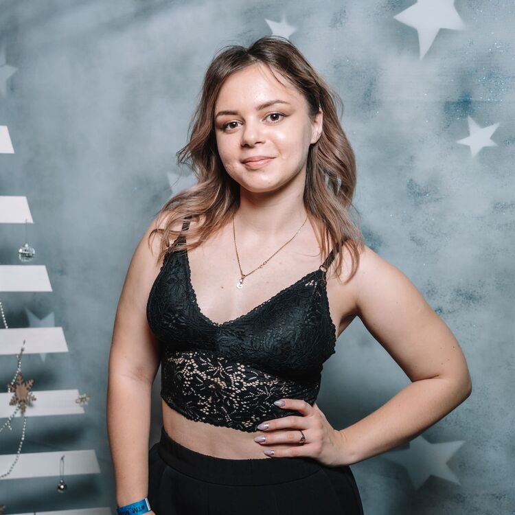  ,   , 27 ,   ,   