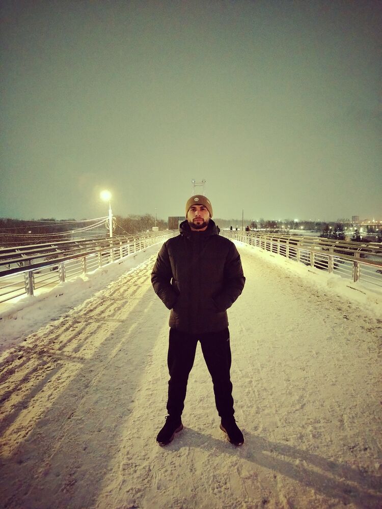  48748977  , 33 ,    