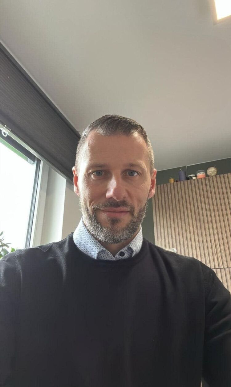 ���� 50289077 ������� Mercier, 50 ���, ���� ���������� � Saint-Denis