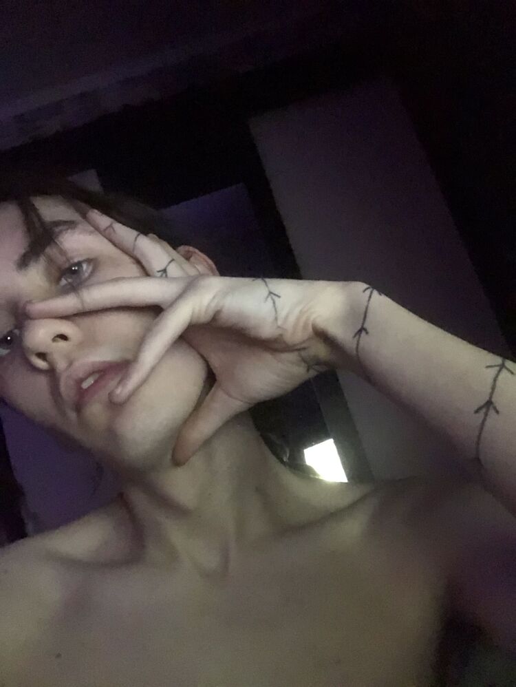  37193137  , 21 ,    -