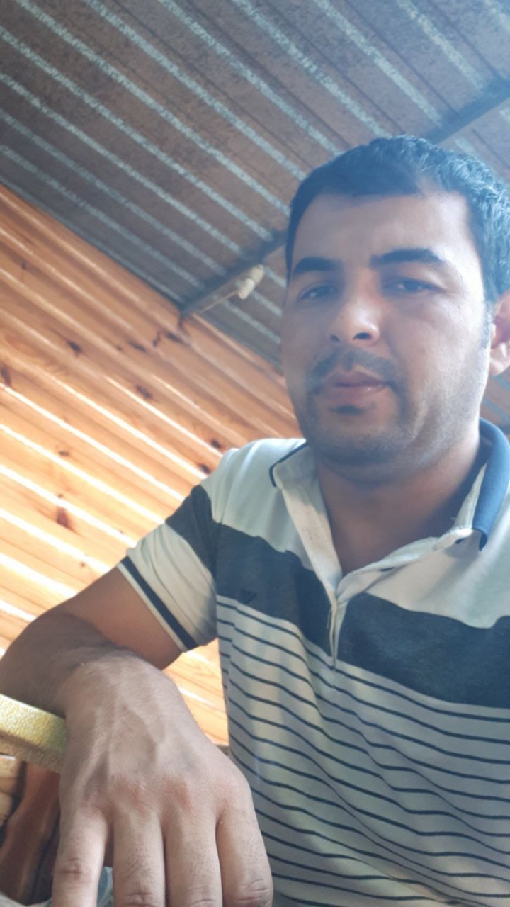  42146297  Ikromjon, 36 ,    