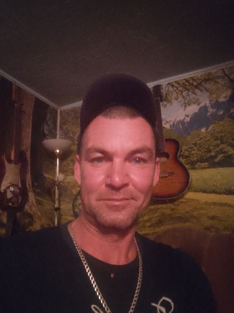  47749537  , 49 ,    