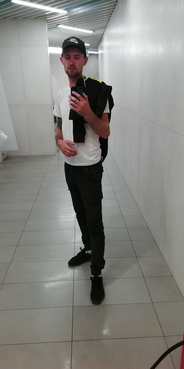  31932117  , 35 ,     