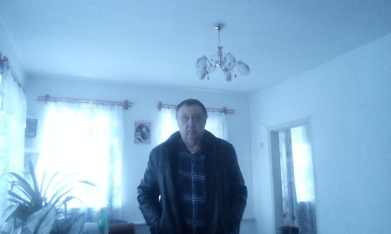  48956067  , 56 ,    