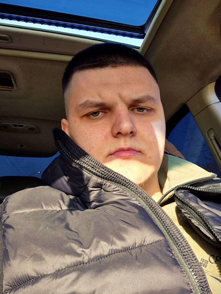  42031237  , 27 ,    