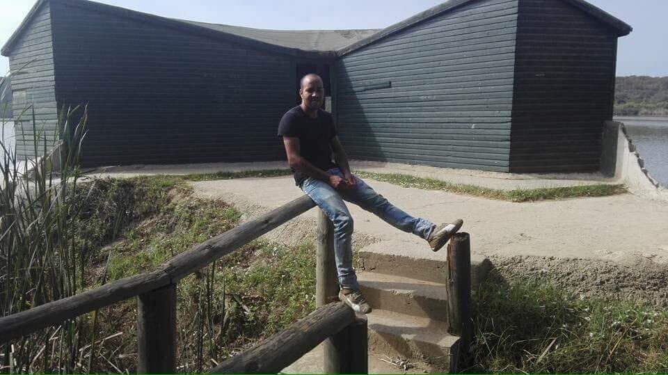  25571017  Brahim, 37 ,    