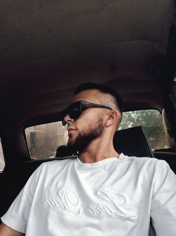  44797187  , 25 ,    