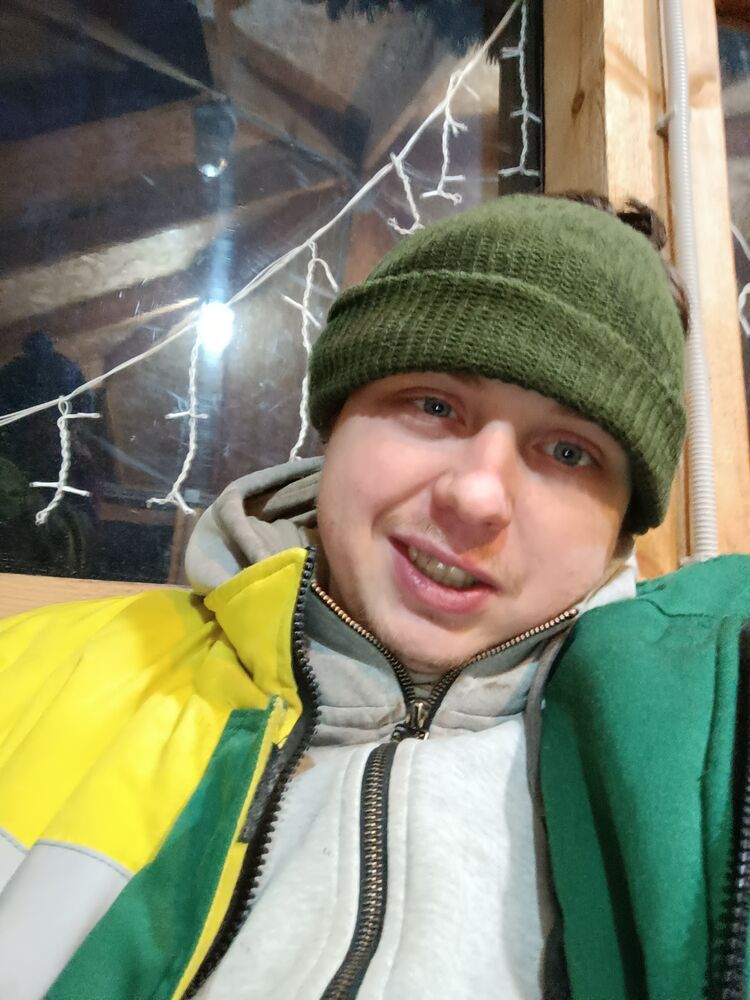  31013067  Danil, 28 ,    