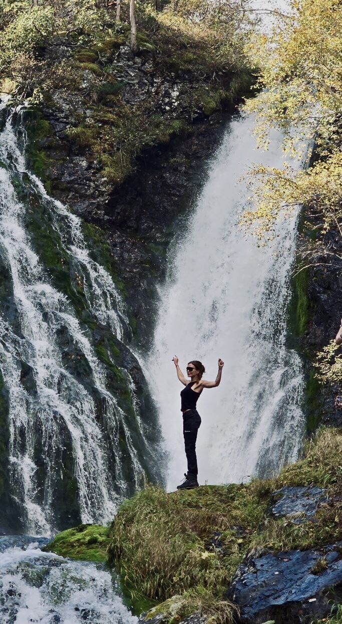  53780397  Anastasia, 37 ,    -