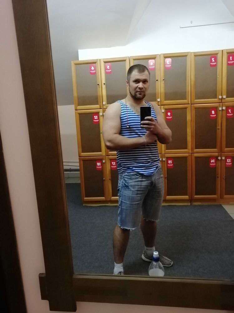  ,   Aleksandr, 35 ,   ,   