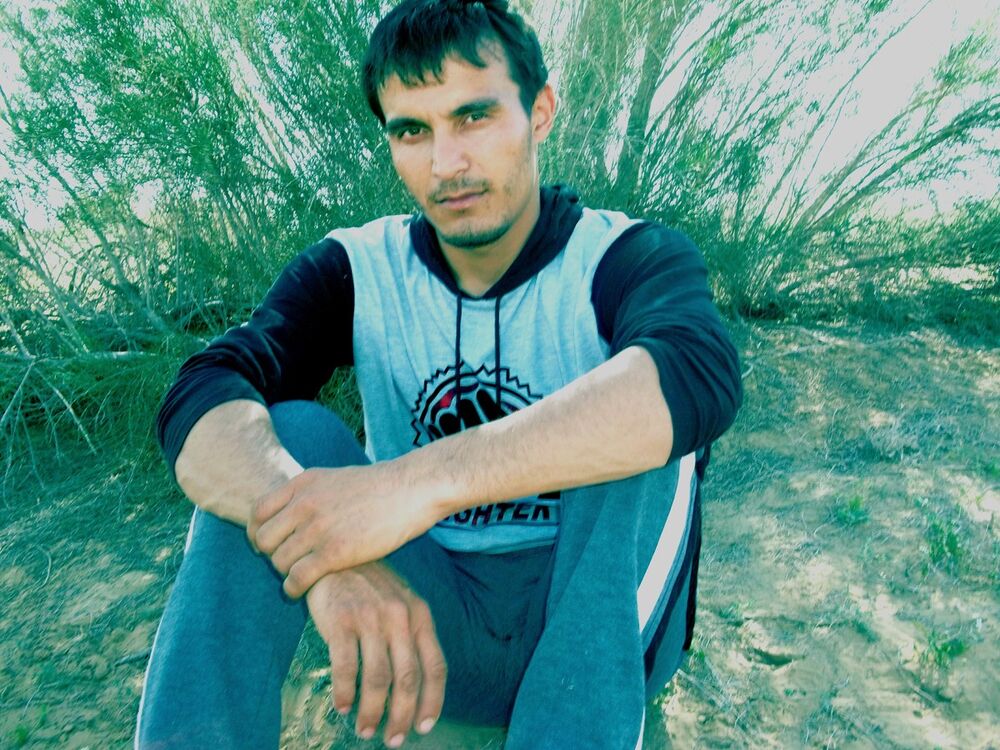  ,   Mansur, 35 ,   