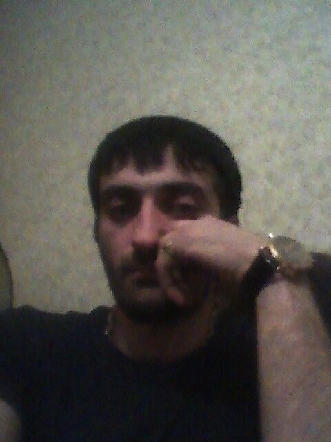  12142797  Artyom, 40 ,    