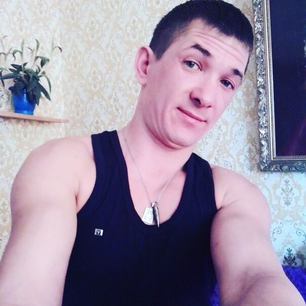  28860317  Kirill, 33 ,    --