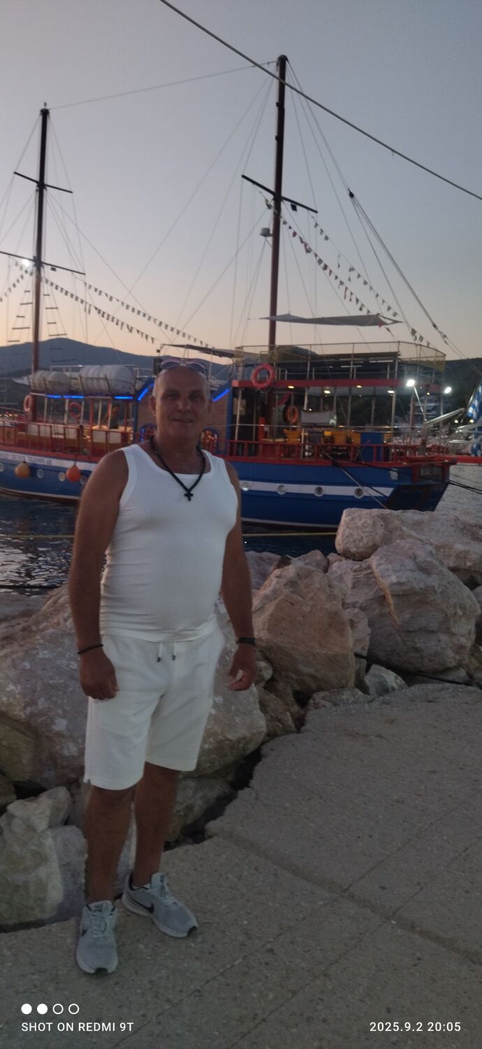  53715187  Goran, 53 ,     