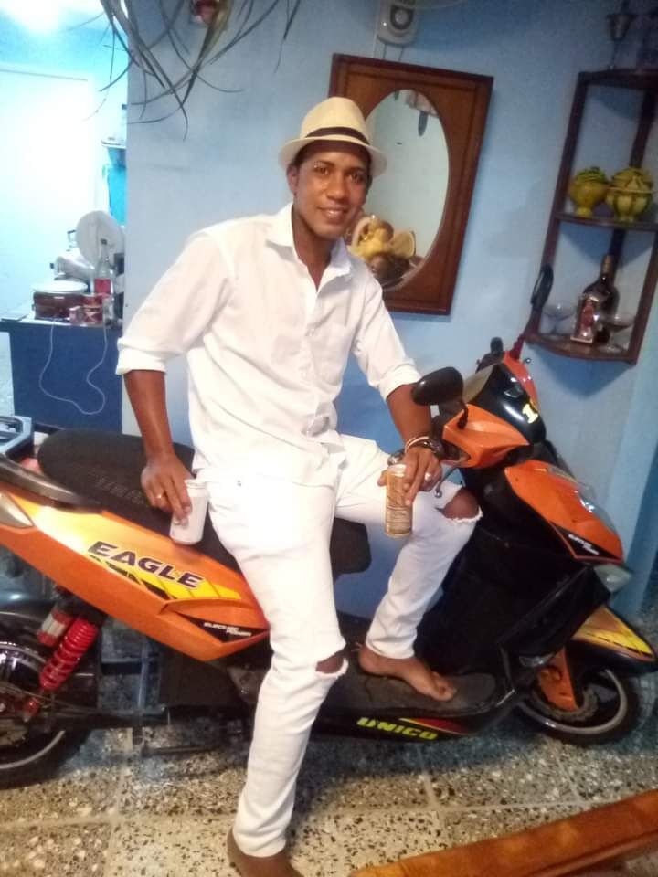  ,   Yoelmis, 37 ,   ,   