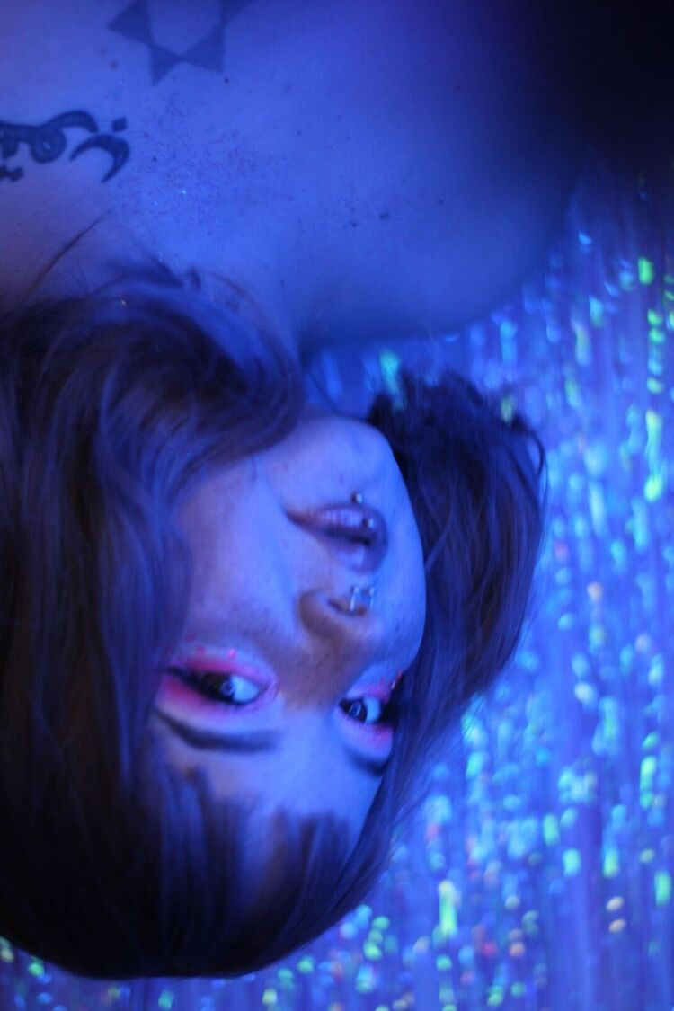  ,   , 24 ,  