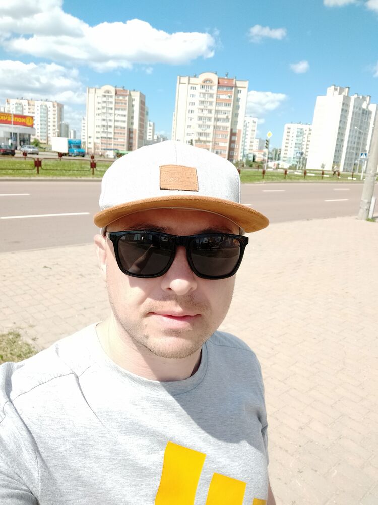  33272237  Ivan, 41 ,    