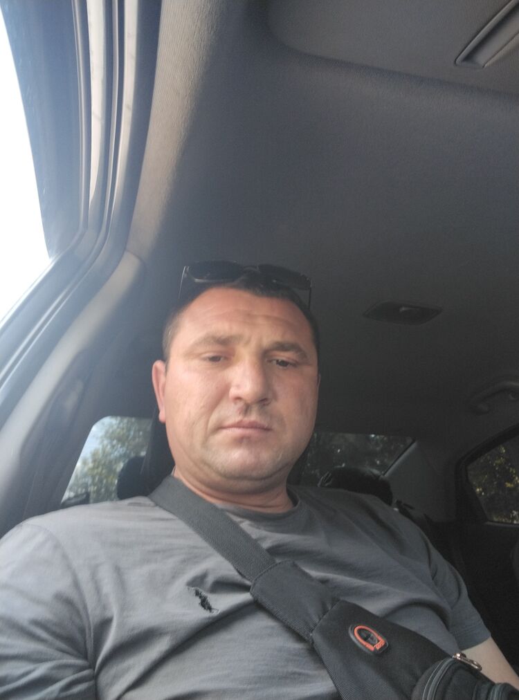  44086127  , 41 ,    