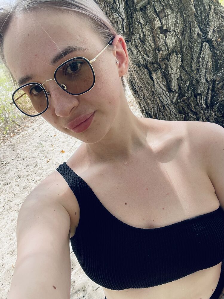  --,   , 27 ,   c 