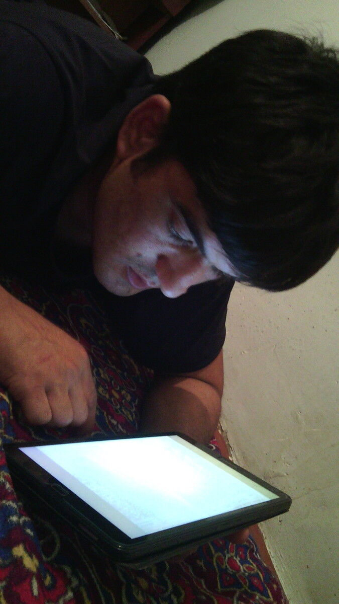  18372327  Azizbek, 31 ,    