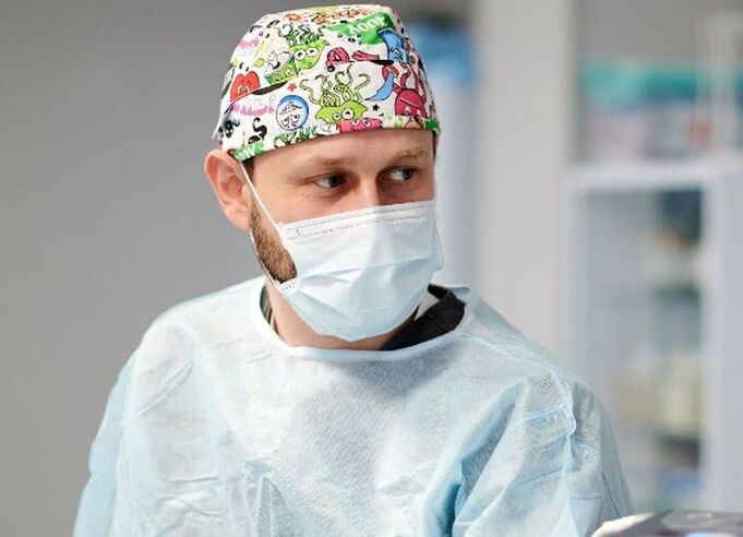  38212997  Davis, 58 ,    