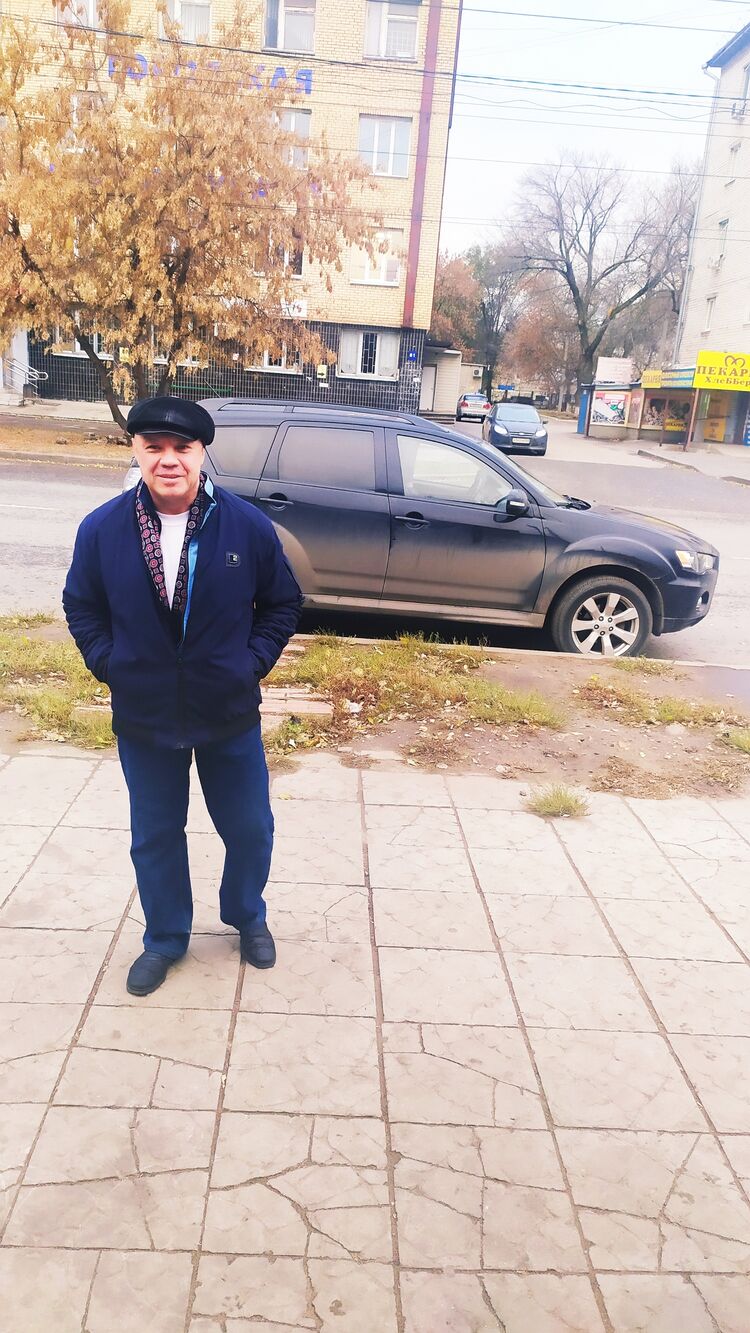  39393477  , 52 ,    