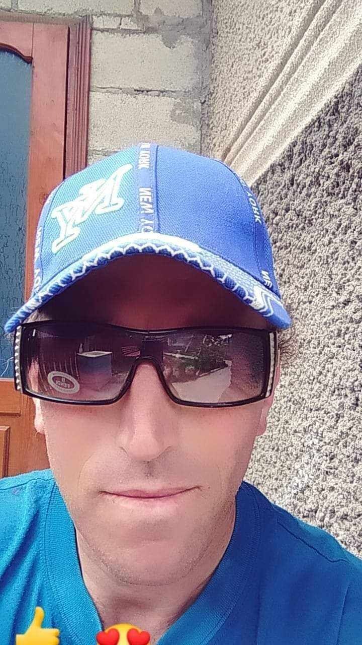  ,   Anatolii, 40 ,   ,   