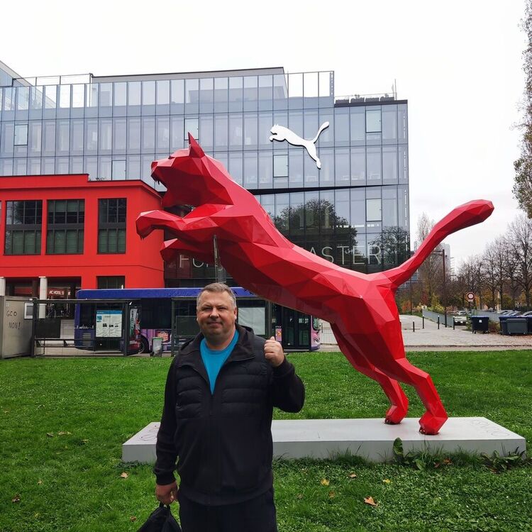  Pforzheim,   Volodymyr, 51 ,   c 
