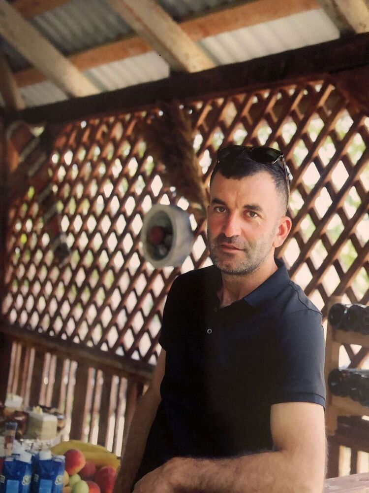  43467767  Karen, 36 ,    