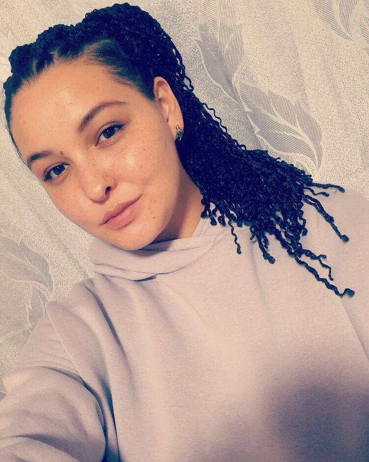  32675437  Polina, 27 ,    