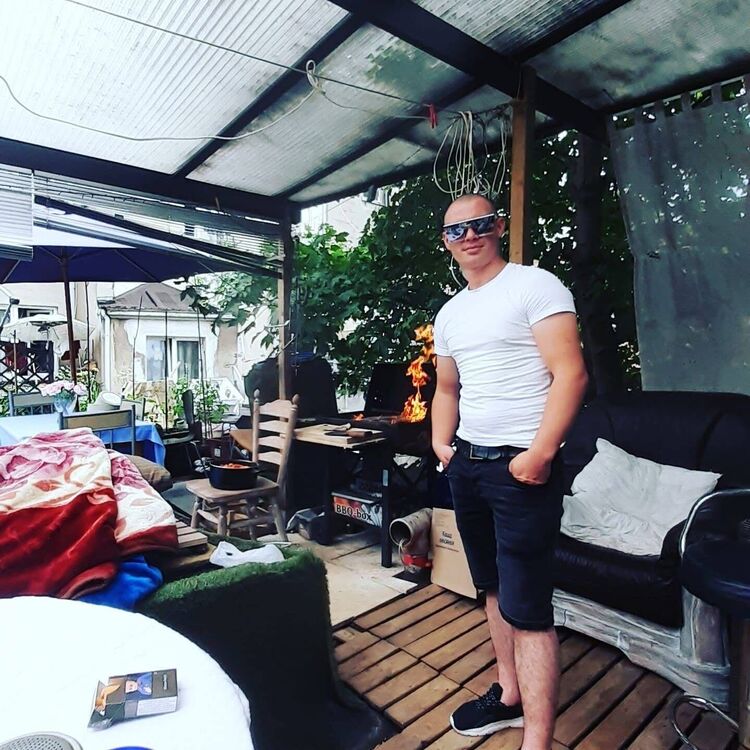  51741447  Vasea, 34 ,    Valenton