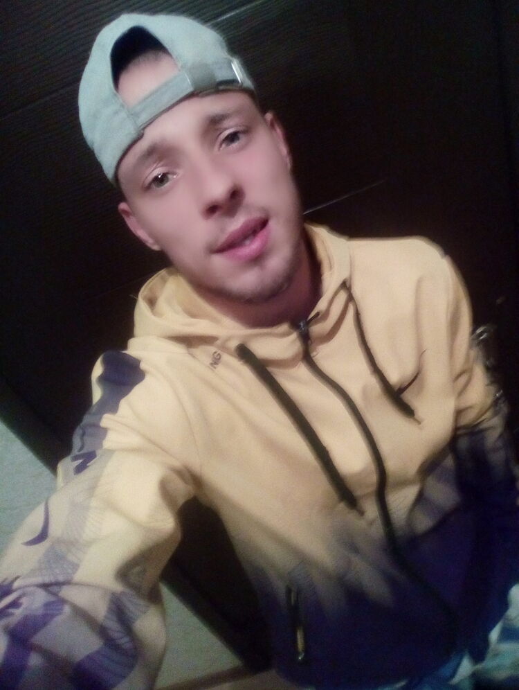  ,   Igor, 27 ,   ,   
