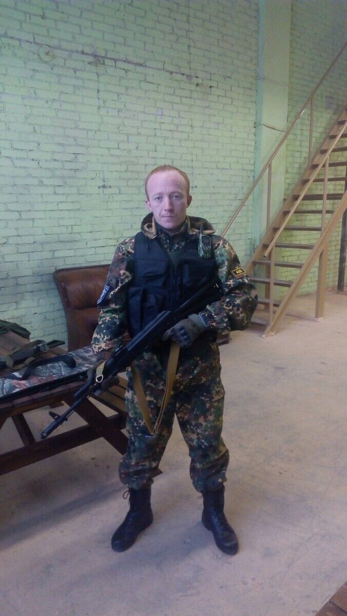  8364127  Roman, 38 ,    